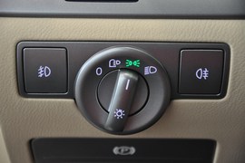2011款大众辉腾V6