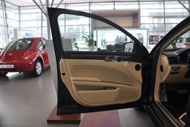 2011款大众辉腾V6