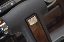 2011款大众辉腾V6