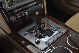 2011款大众辉腾V6
