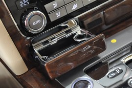 2011款大众辉腾V6