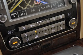 2011款大众辉腾V6