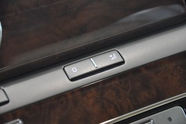 2011款大众辉腾V6