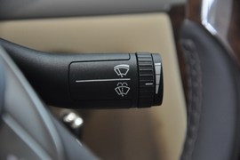 2011款大众辉腾V6