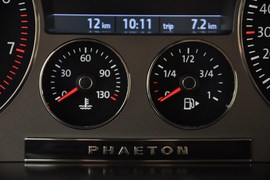 2011款大众辉腾V6