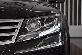 2011款大众辉腾V6