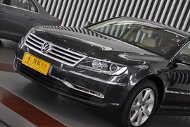 2011款大众辉腾V6