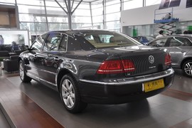 2011款大众辉腾V6