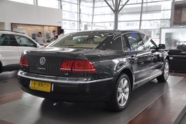 2011款大众辉腾V6