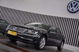 2011款大众辉腾V6