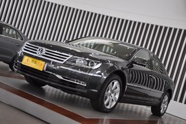 2011款大众辉腾V6