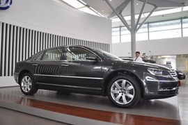 2011款大众辉腾V6
