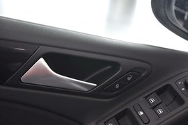 2010款大众高尔夫1.6L手自一体舒适型