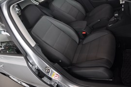 2010款大众高尔夫1.6L手自一体舒适型