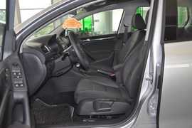 2010款大众高尔夫1.6L手自一体舒适型