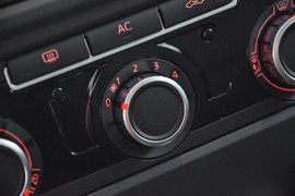2010款大众高尔夫1.6L手自一体舒适型