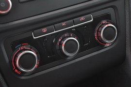 2010款大众高尔夫1.6L手自一体舒适型