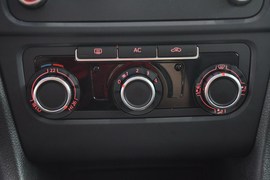 2010款大众高尔夫1.6L手自一体舒适型