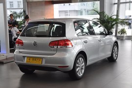 2010款大众高尔夫1.6L手自一体舒适型