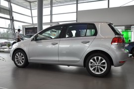 2010款大众高尔夫1.6L手自一体舒适型