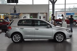 2010款大众高尔夫1.6L手自一体舒适型