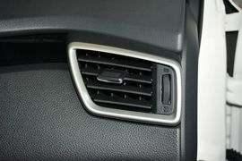 2016款日产逍客2.0L