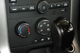 2015款雪佛兰科帕奇2.4L两驱城市版