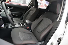 2016款奔腾X80
