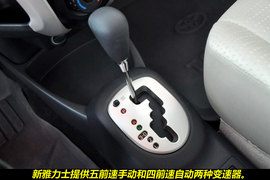 2011款丰田雅力士