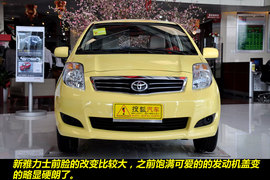 2011款丰田雅力士