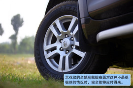 2010款丰田普拉多4．0L深度测试