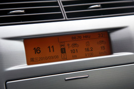 2011款雪铁龙世嘉两厢试驾