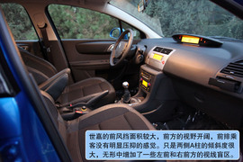 2011款雪铁龙世嘉两厢试驾