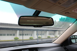 2010款一汽丰田锐志2.5V风尚菁英版