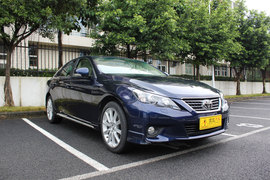 2010款一汽丰田锐志2.5V风尚菁英版