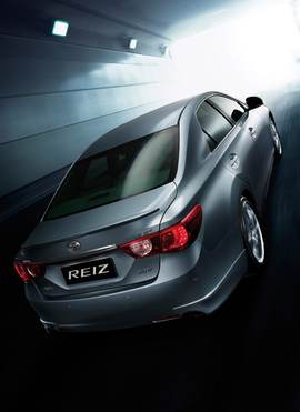 一汽丰田2011款锐志官方图片