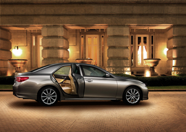 一汽丰田2011款锐志官方图片