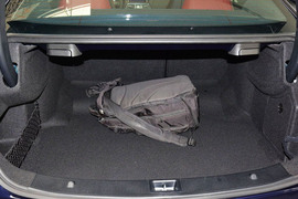 2016款奔驰E200轿跑车