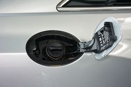 2016款奔驰E200轿跑车