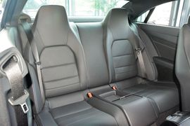 2016款奔驰E200轿跑车