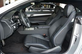 2016款奔驰E200轿跑车