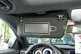 2016款奔驰E200轿跑车