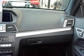 2016款奔驰E200轿跑车