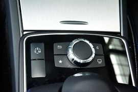 2016款奔驰E200轿跑车