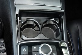 2016款奔驰E200轿跑车