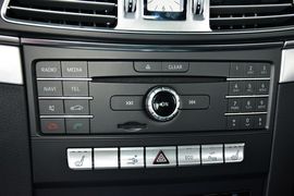 2016款奔驰E200轿跑车