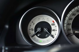 2016款奔驰E200轿跑车