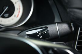 2016款奔驰E200轿跑车