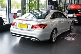 2016款奔驰E200轿跑车