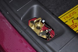 2011款江淮悦悦1.0L
